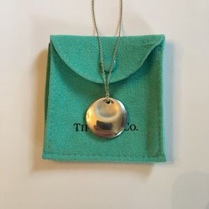 Tiffany & Co Round Pendant necklace